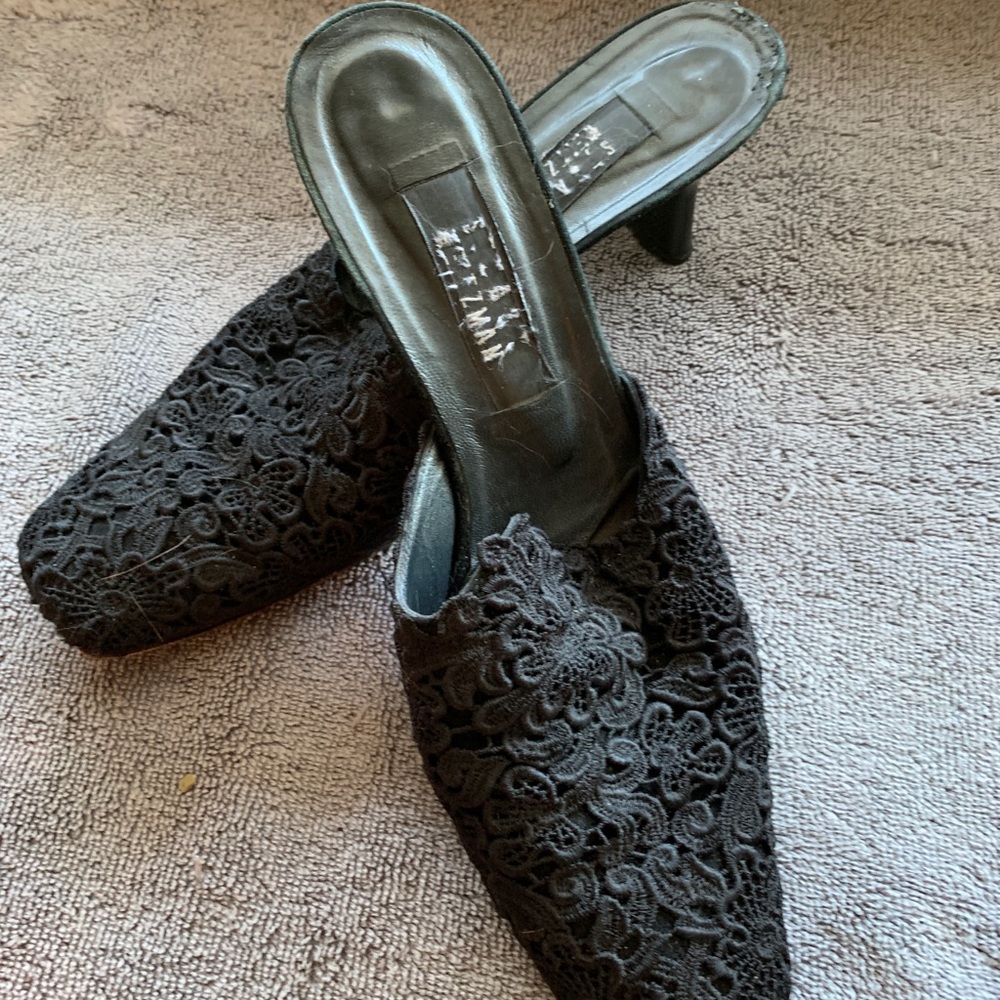 Shoes. Black lace mules